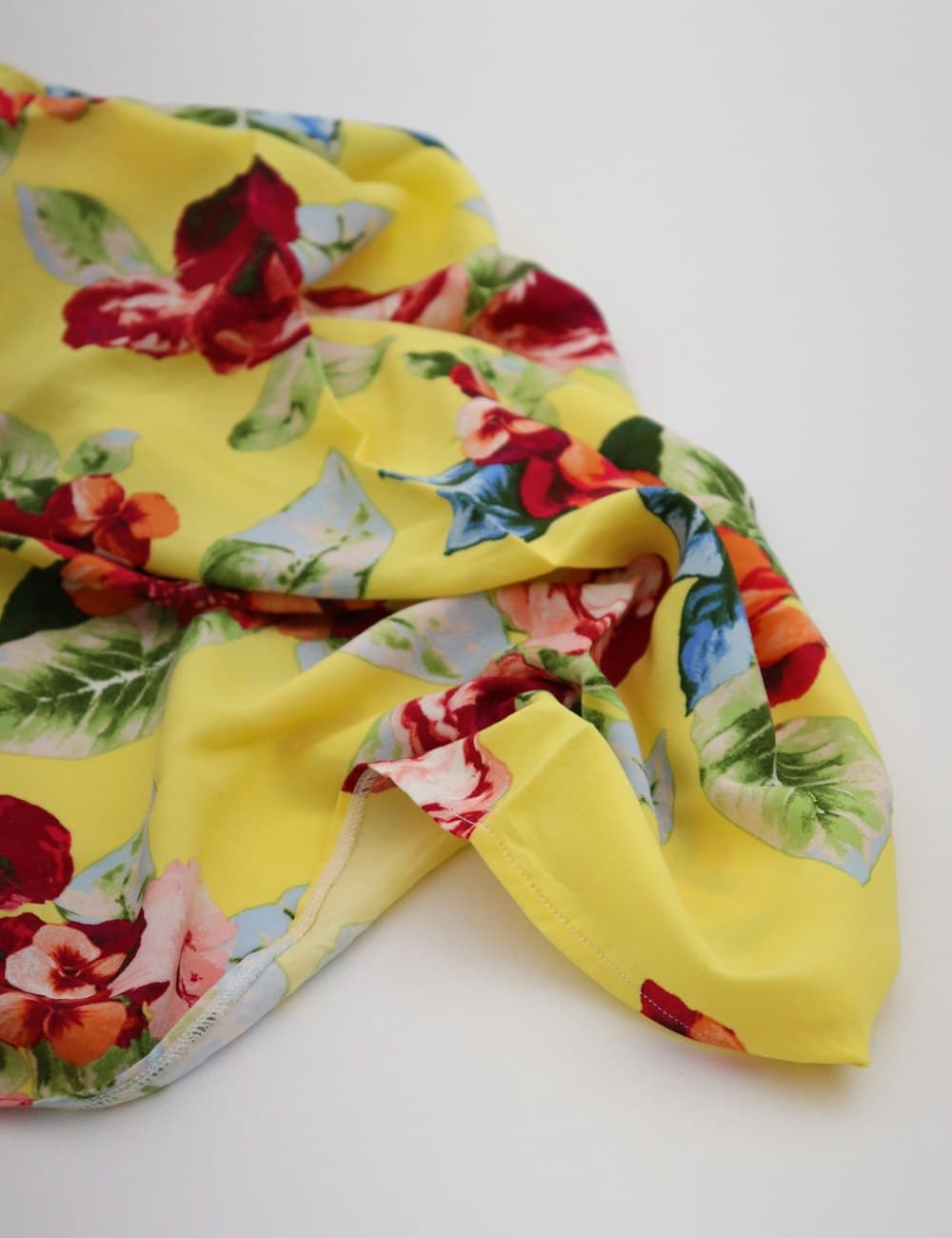 Lenço Seda Floral
